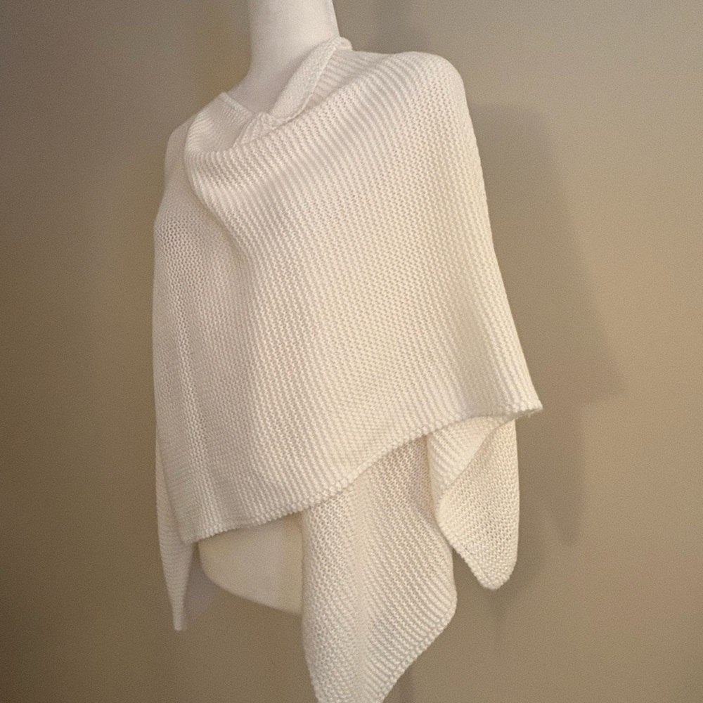 Elegant White Knit Sweater